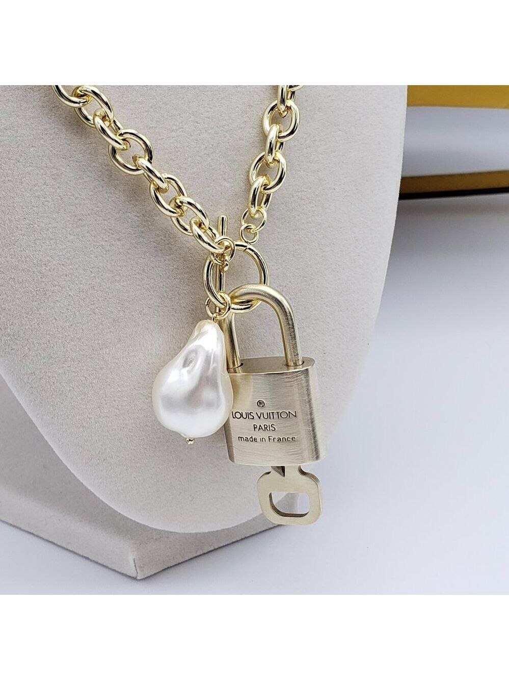 Authentic Louis Vuitton Gold Padlock w/unbranded 16k Gold Plated Stainless Steel - Picture 5 of 16
